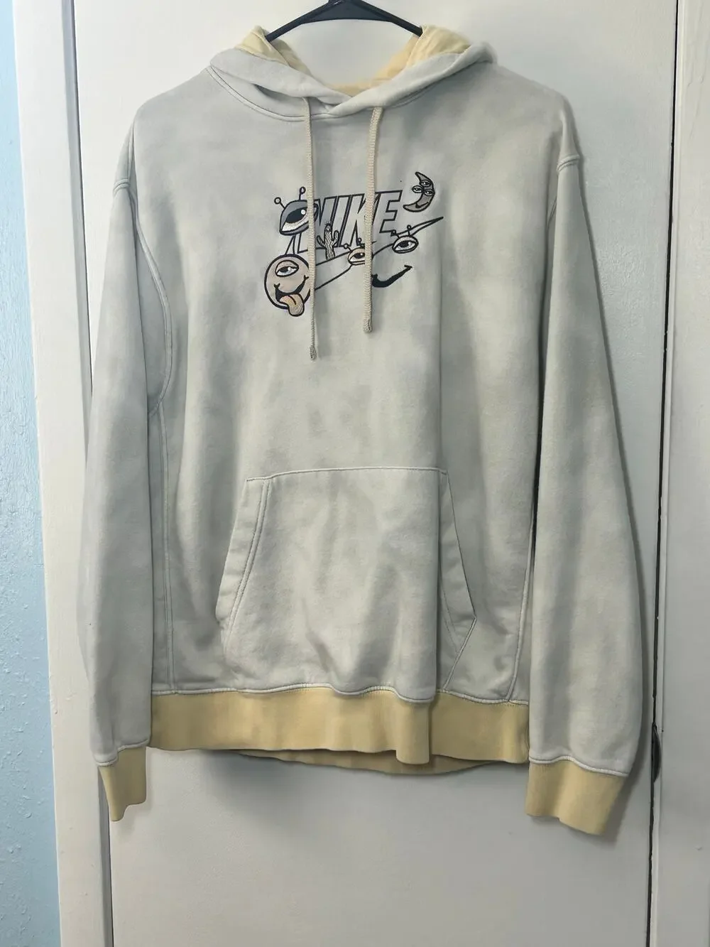 Rare Nike Hoodie Large Tie Dye Alien Swoosh Celestial Grunge Skater Basketball